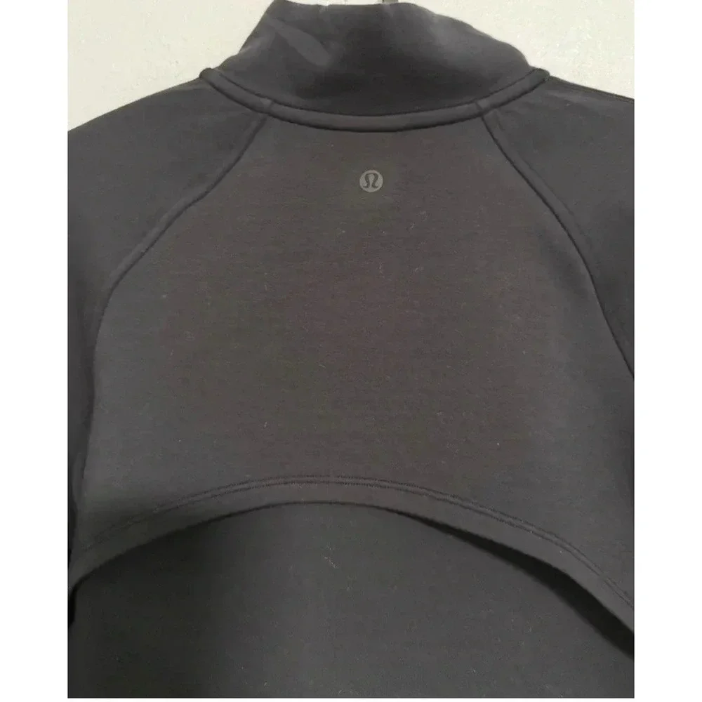 Lululemon size 6 black‎ zip up stretchy bomber jacket with breathable mesh